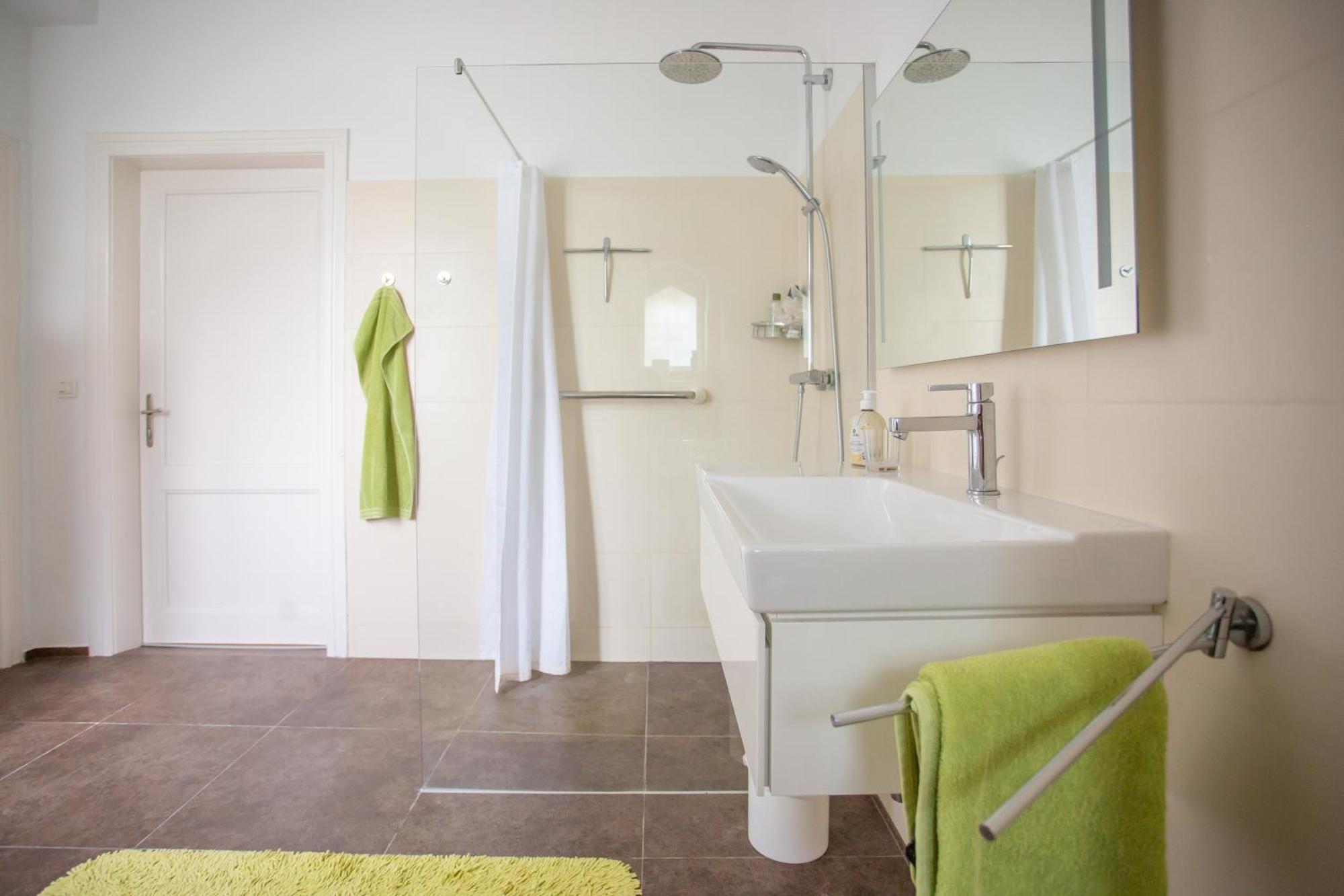 Huebsches Privatzimmer Mit Bad Perchtoldsdorf Dış mekan fotoğraf